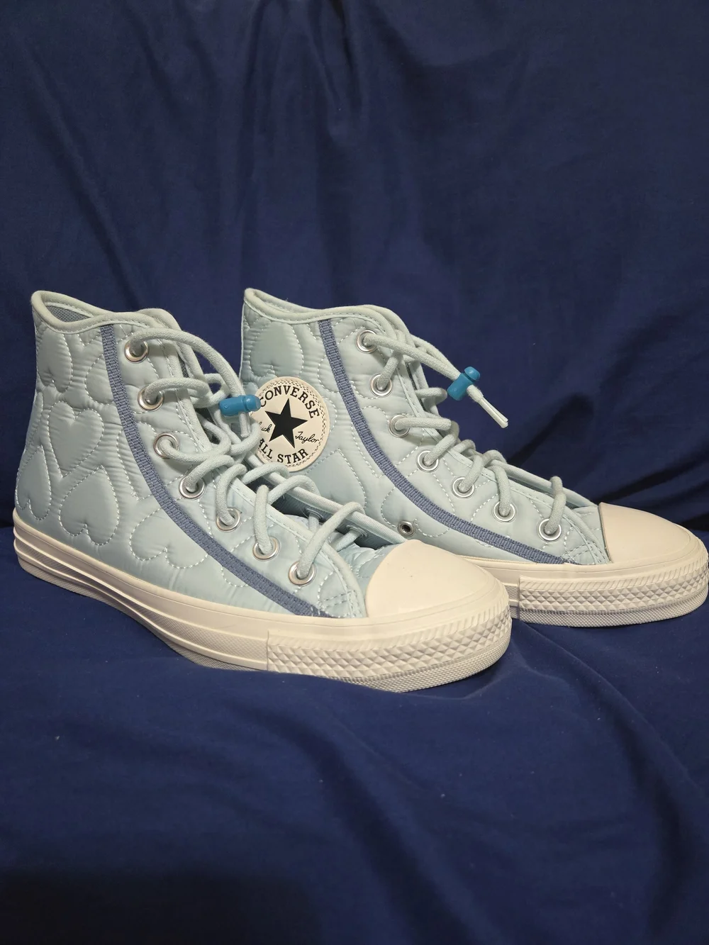 Light Blue Women's Canvas Sneakers with Lace Toggle